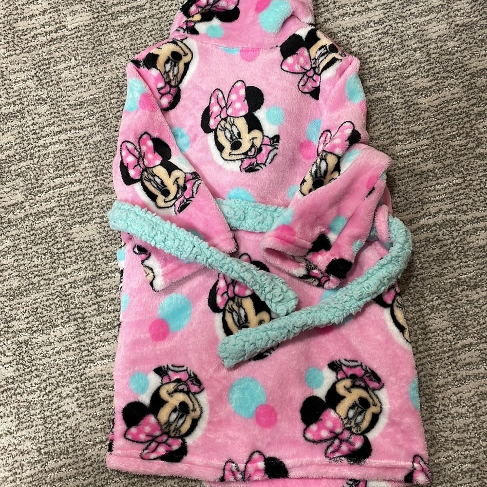 2t Minnie Mouse Robe - Picture 4 of 4
